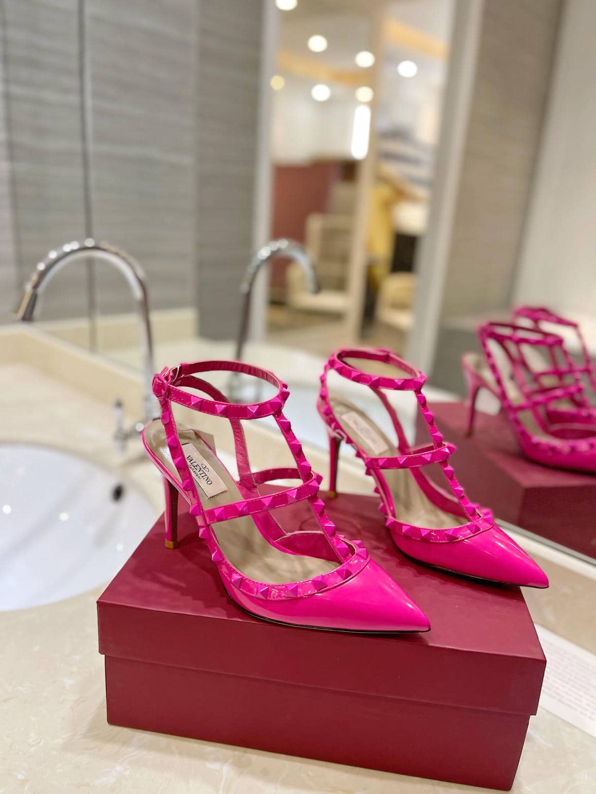 Valentino Sandal9-5